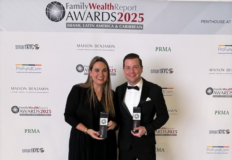 IQ-EQ's Anabella Murillo and Geoff McDonald at the 2025 Miami Family Wealth Report Awards